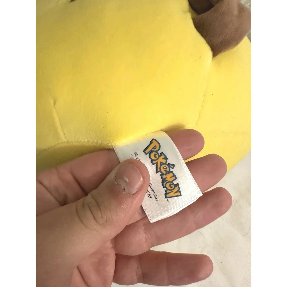 Kellytoy Squishmallows nwt pikachu